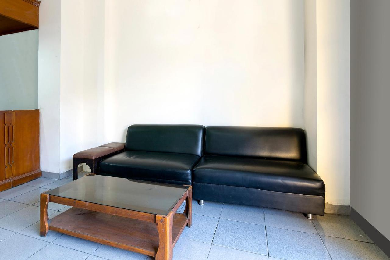 Reddoorz Near Tugu Yogyakarta Ξενοδοχείο Εξωτερικό φωτογραφία