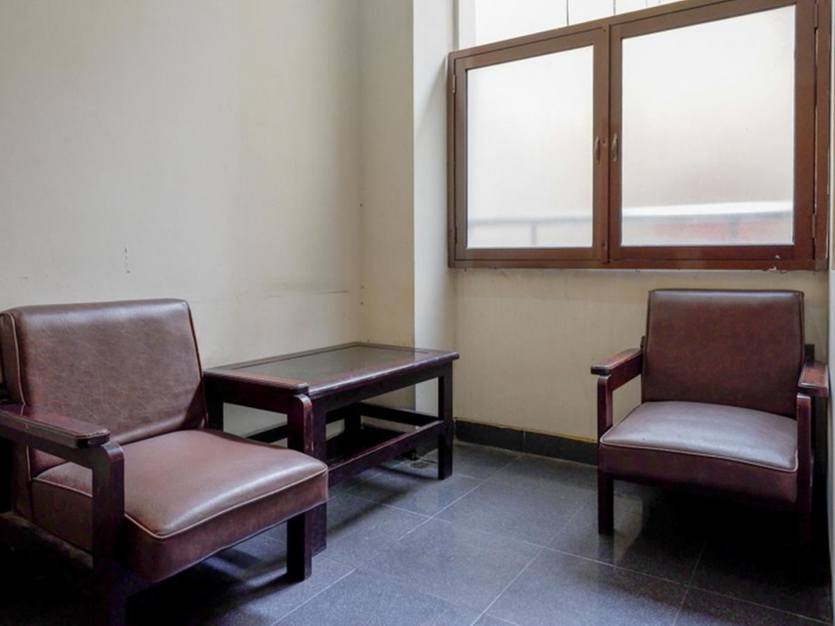 Reddoorz Near Tugu Yogyakarta Ξενοδοχείο Εξωτερικό φωτογραφία
