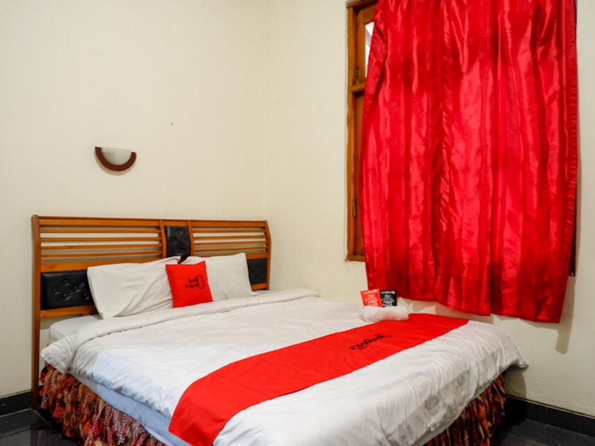 Reddoorz Near Tugu Yogyakarta Ξενοδοχείο Εξωτερικό φωτογραφία